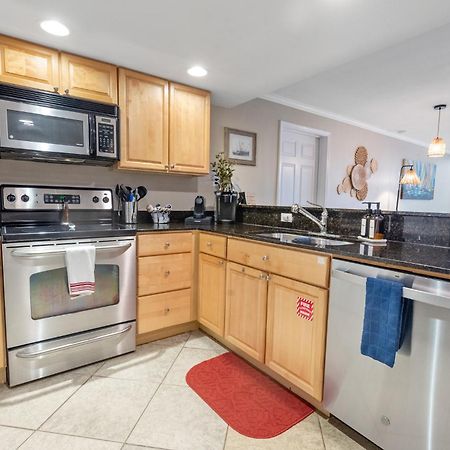 Fun 2 Bed/2 Bath Condo With Pool On Biloxi Beach 外观 照片