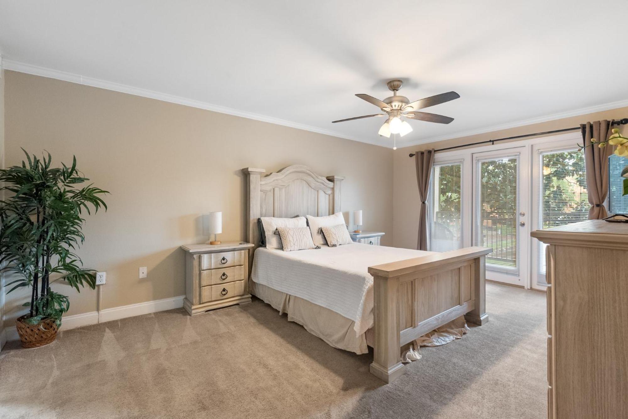 Fun 2 Bed/2 Bath Condo With Pool On Biloxi Beach 外观 照片